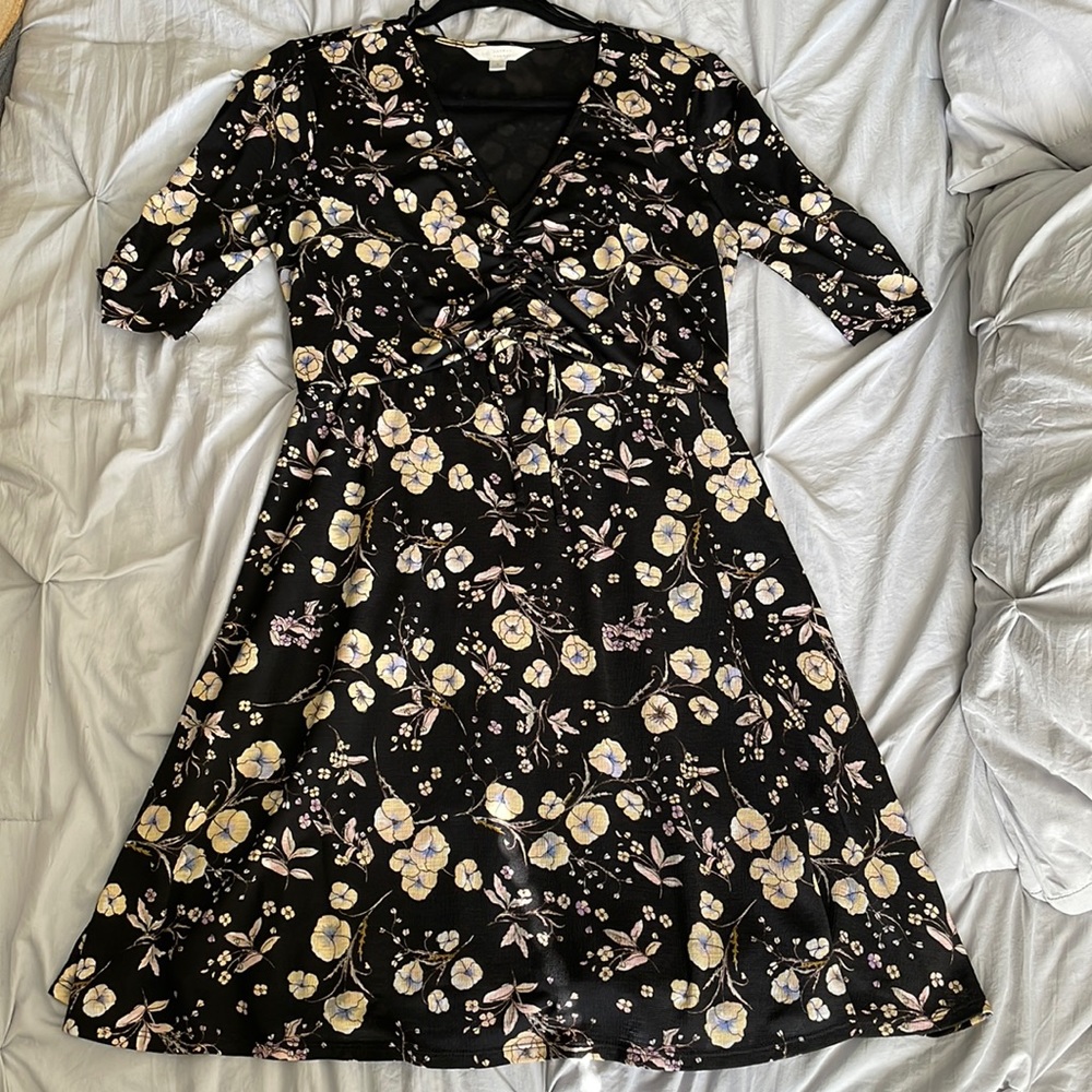Lauren Conrad flower spring dress, size small, black stretchy material.